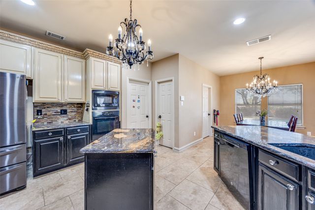 3807 Keystone Court, Carrollton, TX 75007