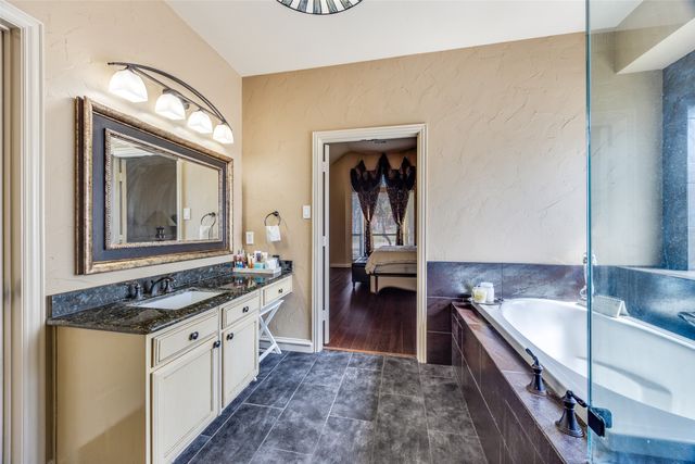 3807 Keystone Court, Carrollton, TX 75007