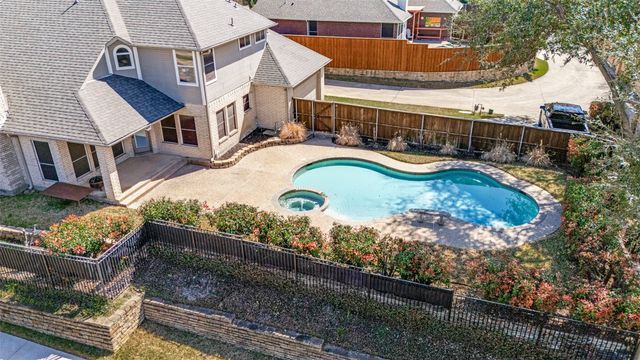 3807 Keystone Court, Carrollton, TX 75007