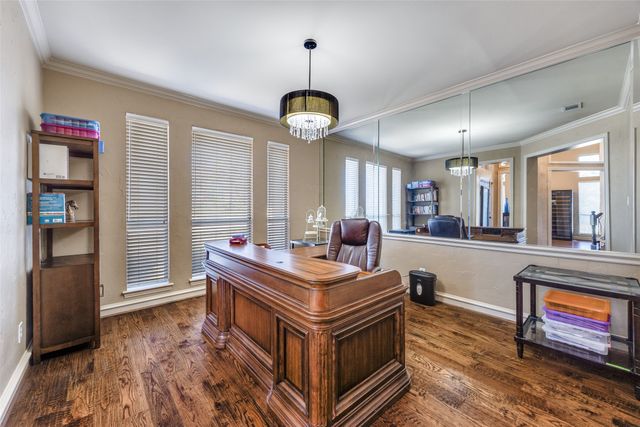 3807 Keystone Court, Carrollton, TX 75007