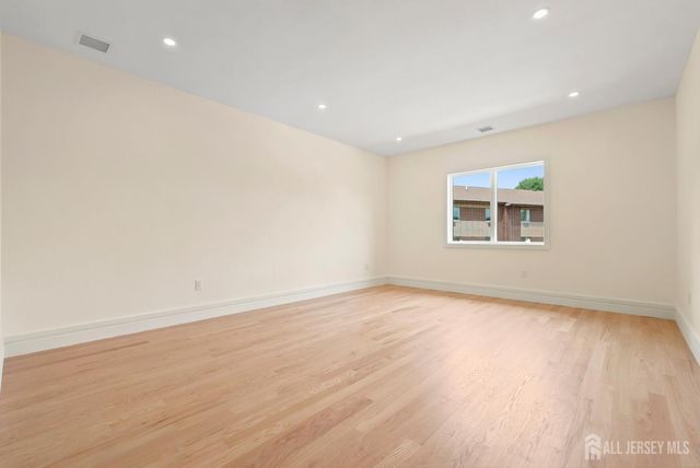 11 Gordon Avenue, Spotswood, NJ 08884