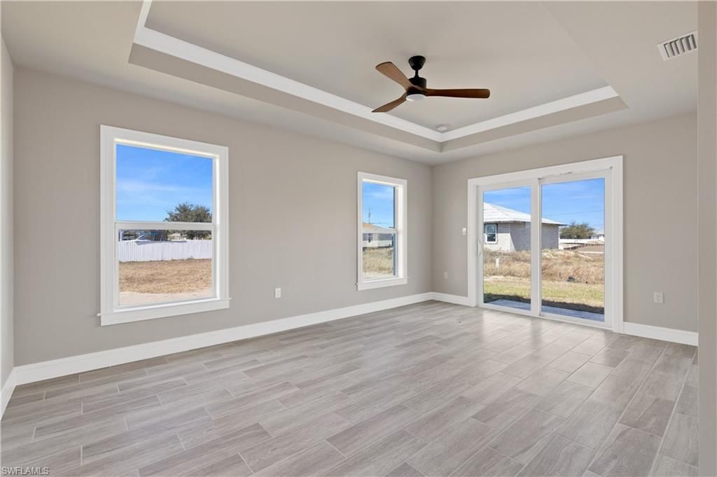 Image 34 of property listing at 1027 NW 19th ST, Cape Coral, FL 33993