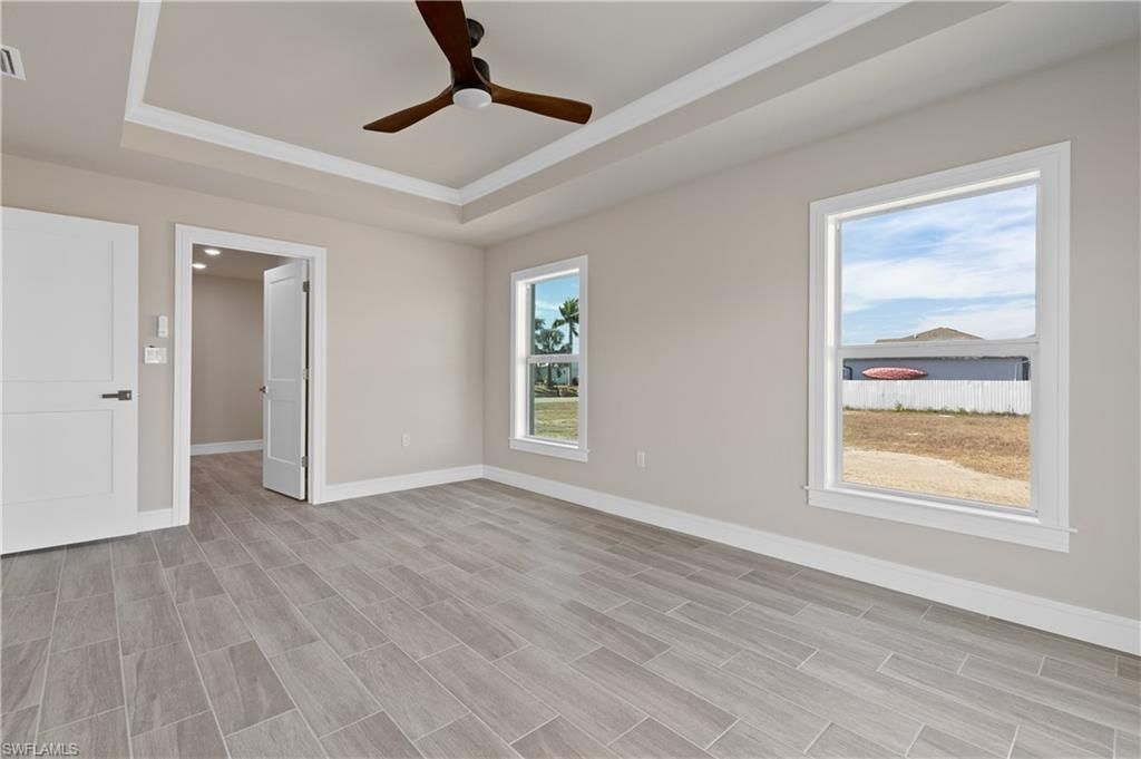 Image 36 of property listing at 1027 NW 19th ST, Cape Coral, FL 33993