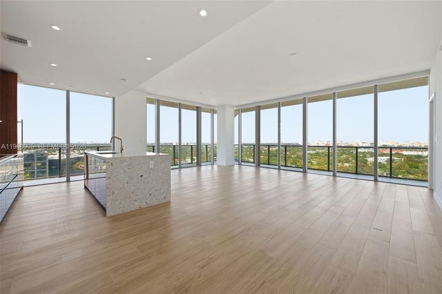 2678 Tigertail Avenue 1501, Miami, FL 33133
