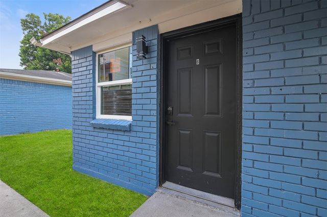 4755 Wilmington Street 6, Houston, TX 77033