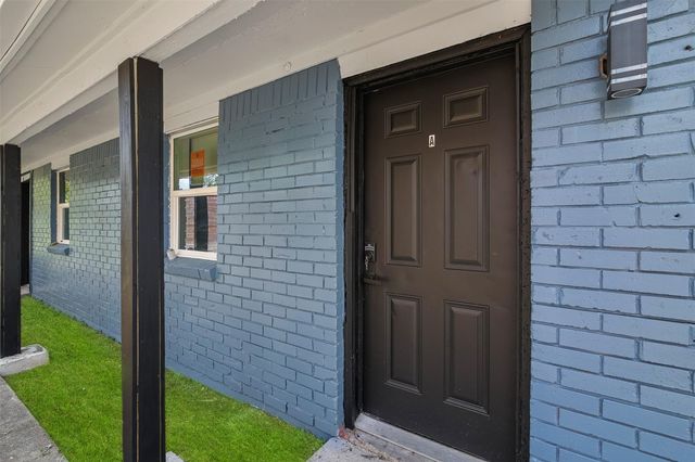 4755 Wilmington Street 6, Houston, TX 77033