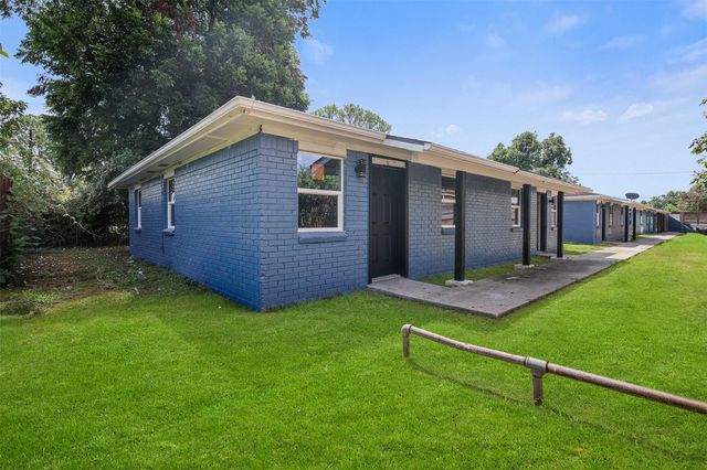 4755 Wilmington Street 6, Houston, TX 77033