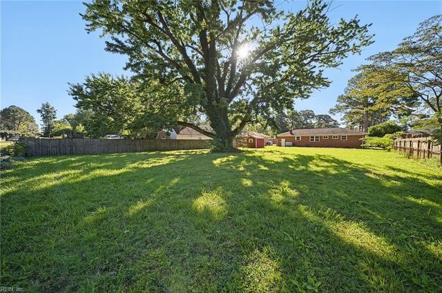 5612 Bingham DR, Portsmouth, VA 23703