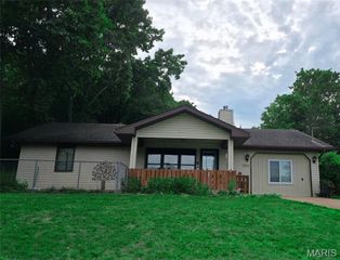 8524 Lake Drive, Cedar Hill, MO 63016