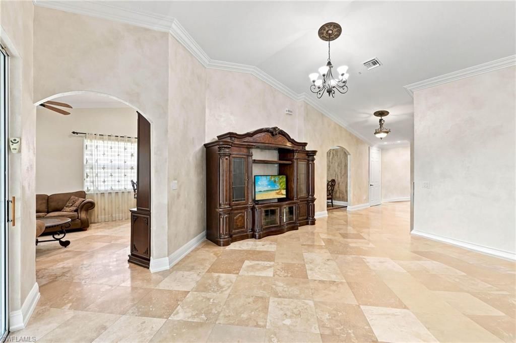 1345 Mariposa CIR 5204, NAPLES, FL 34105 — exterior