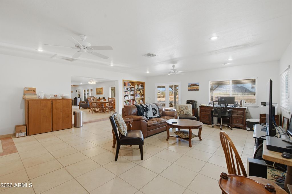 1299 E CANYON Street, Apache Junction, AZ 85119 — photo 5
