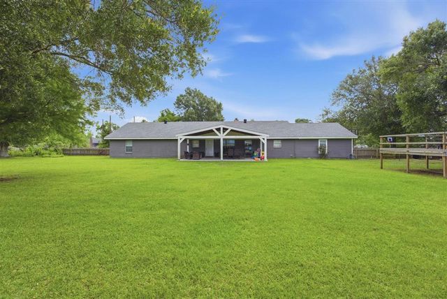 7606 Tangueray Road, Lake Charles, LA 70607