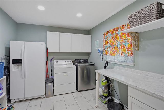 7606 Tangueray Road, Lake Charles, LA 70607