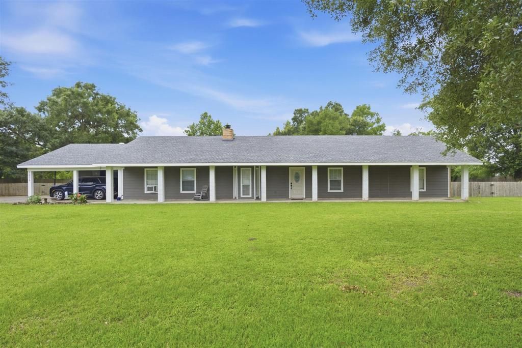 7606 Tangueray Road, Lake Charles, LA 70607