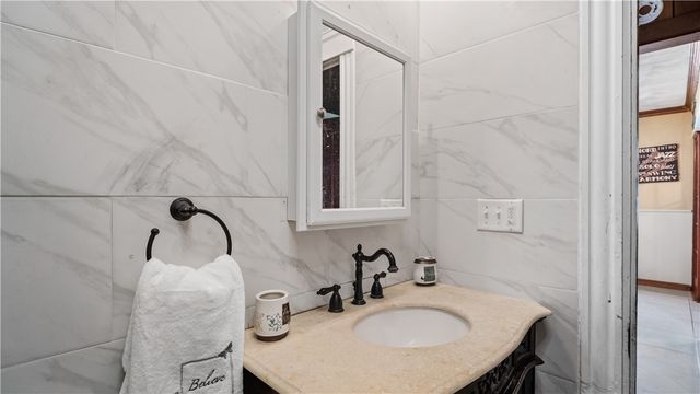 27 Shafter Street, Providence, RI 02909