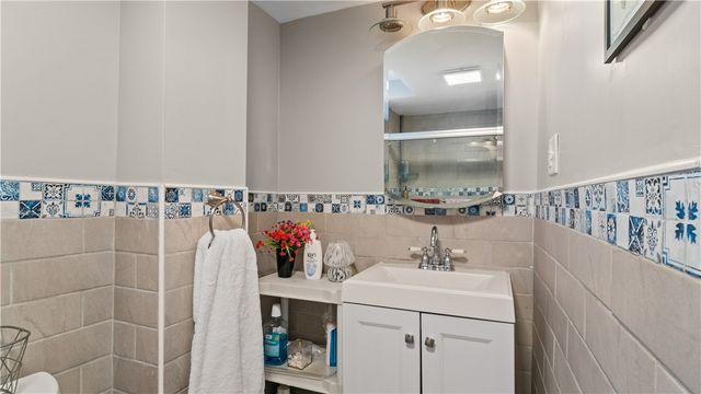 27 Shafter Street, Providence, RI 02909