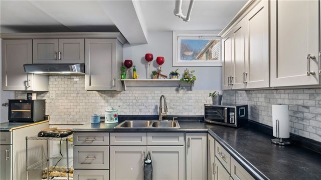 27 Shafter Street, Providence, RI 02909