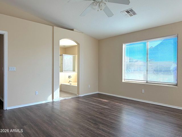 3545 E CRESCENT Way, Gilbert, AZ 85298