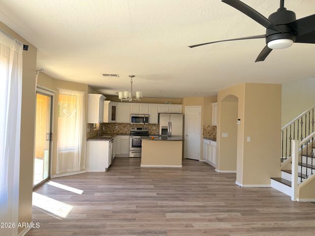 3545 E CRESCENT Way, Gilbert, AZ 85298