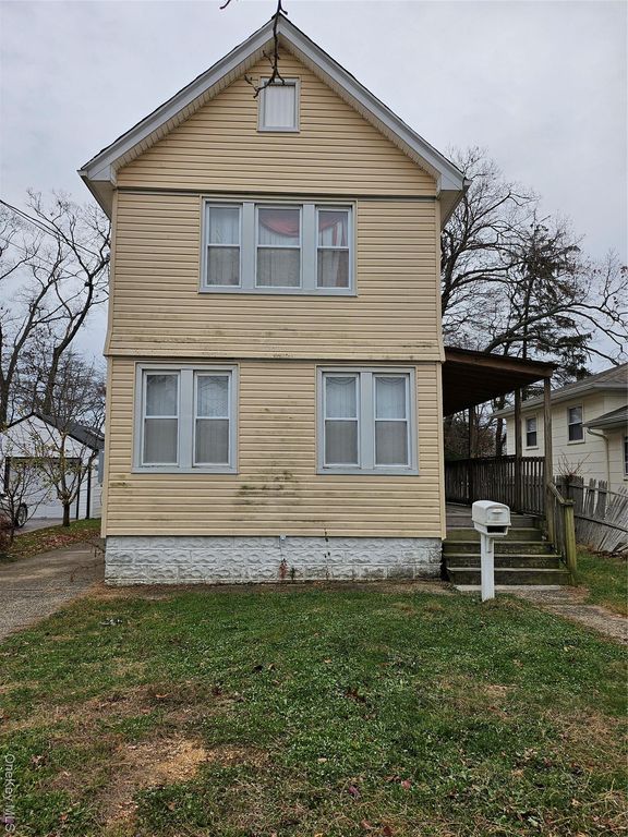 54 W Marshall Street, Hempstead, NY 11550