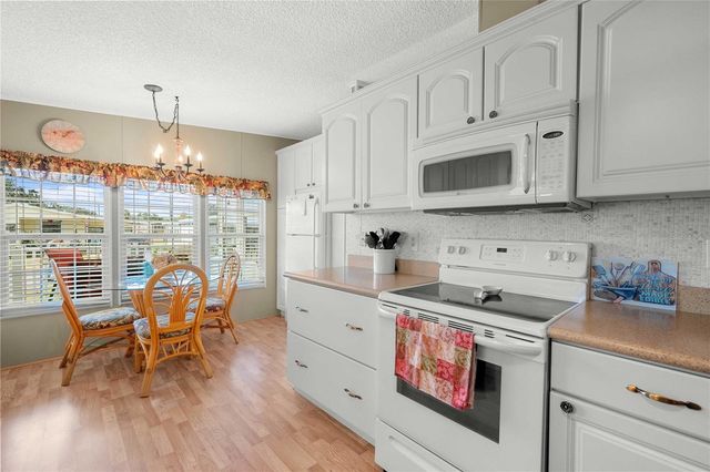 5522 MANDAN STREET, Zephyrhills, FL 33542