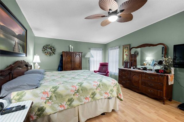 5522 MANDAN STREET, Zephyrhills, FL 33542