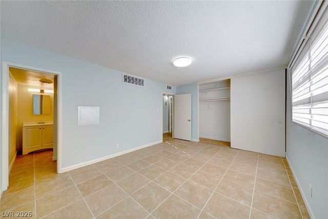 1700 Rexford Drive 104, Las Vegas, NV 89104