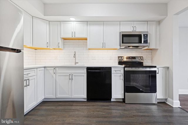 270 DEER RUN CT, Royersford, PA 19468