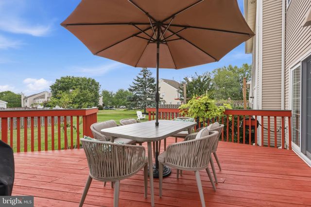 253 SEQUOIA DR, Newtown, PA 18940