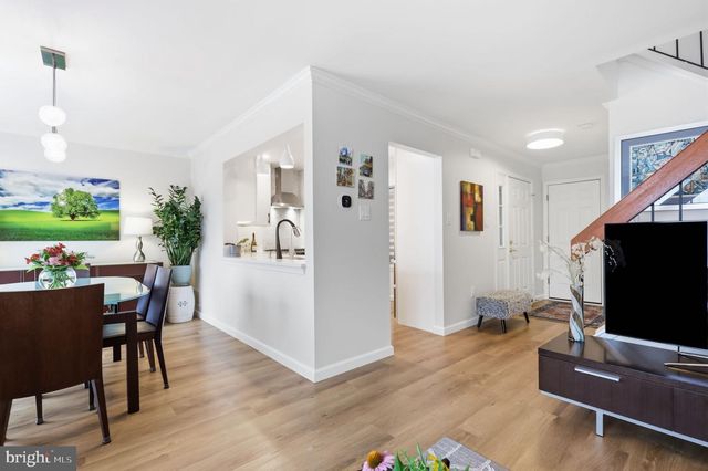 253 SEQUOIA DR, Newtown, PA 18940