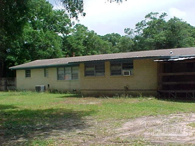 6450 Maddox Rd, Milton, FL 32570