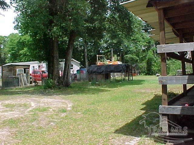 6450 Maddox Rd, Milton, FL 32570