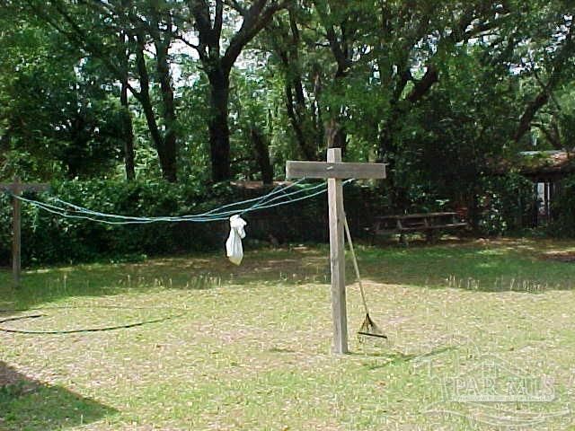 6450 Maddox Rd, Milton, FL 32570