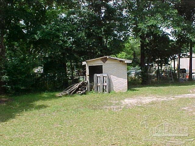 6450 Maddox Rd, Milton, FL 32570