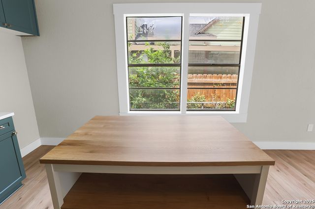 926 Nolan St, San Antonio, TX 78202