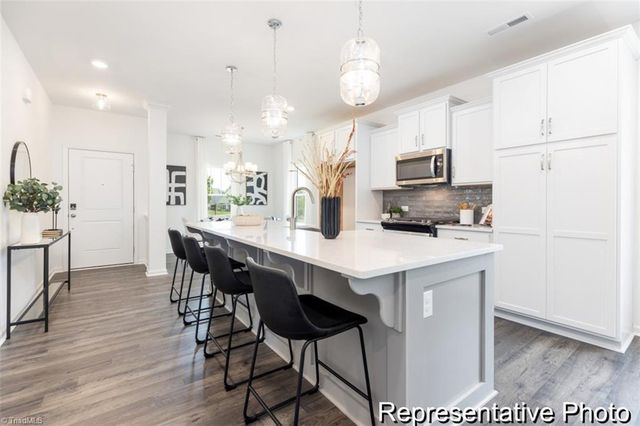 2773 Wood Valley Road 30, Winston-salem, NC 27106