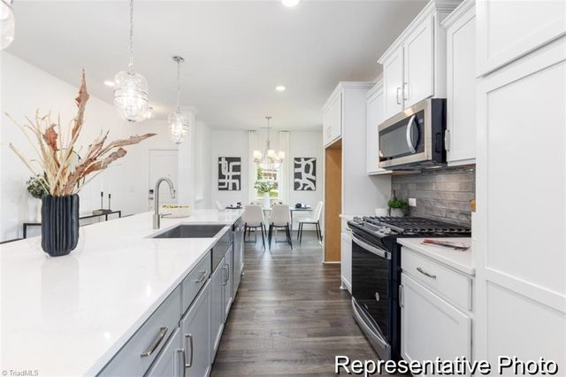 2773 Wood Valley Road 30, Winston-salem, NC 27106