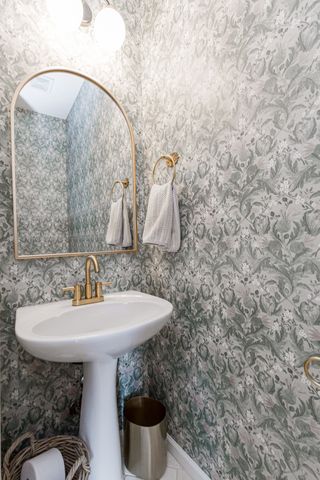 704 Amhearst Ct, Franklin, TN 37064