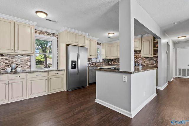 196 Joe Quick Road, Hazel Green, AL 35750