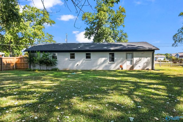196 Joe Quick Road, Hazel Green, AL 35750
