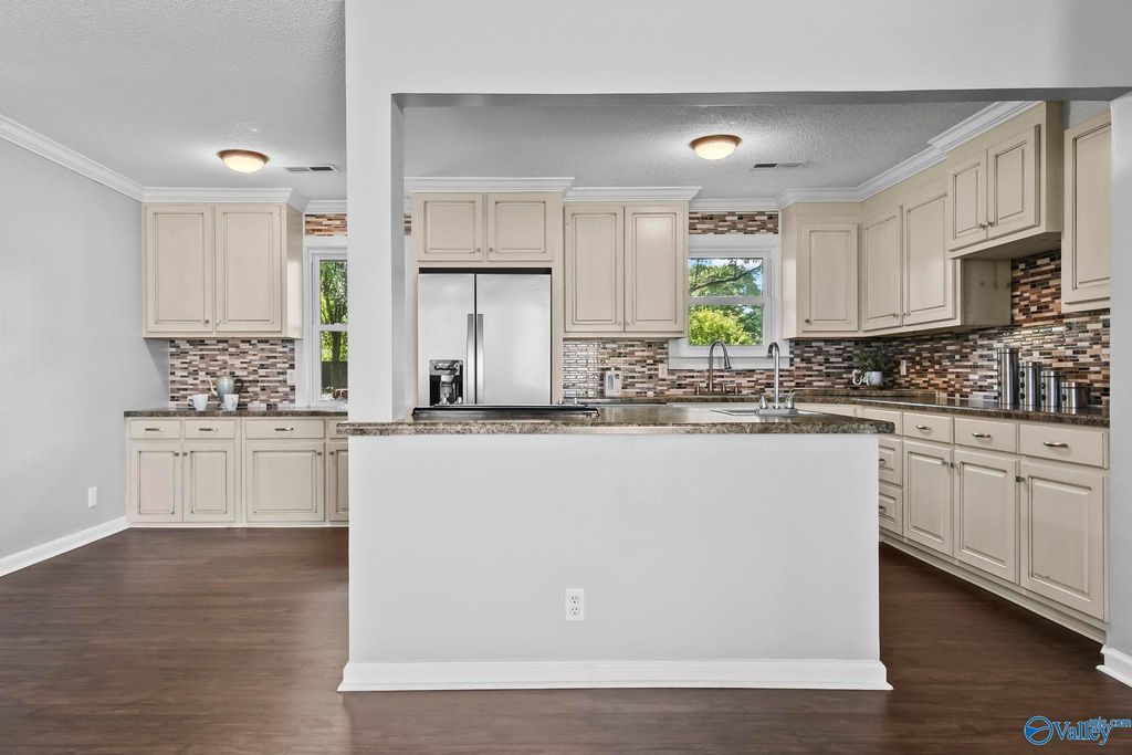 196 Joe Quick Road, Hazel Green, AL 35750