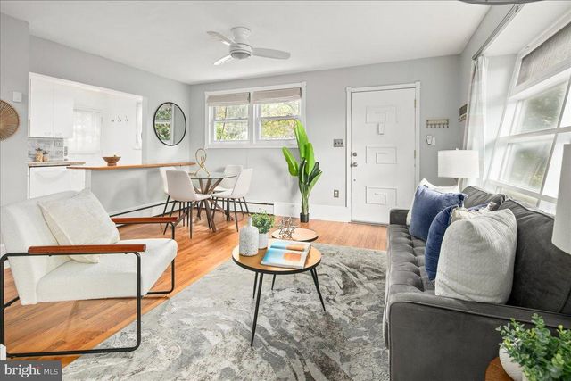 6381 LAKEWOOD DR, Falls Church, VA 22041