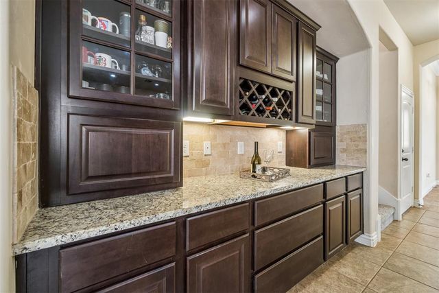 6113 NW 160th Terrace, Edmond, OK 73013