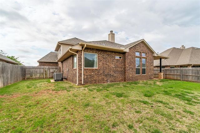 6113 NW 160th Terrace, Edmond, OK 73013