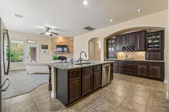 6113 NW 160th Terrace, Edmond, OK 73013