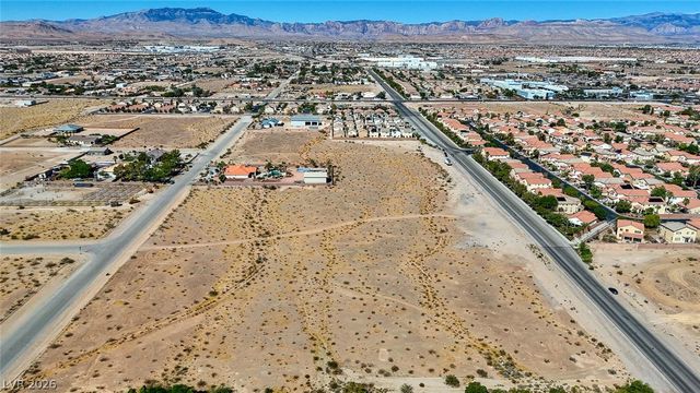 Pebble Road, Las Vegas, NV 89124