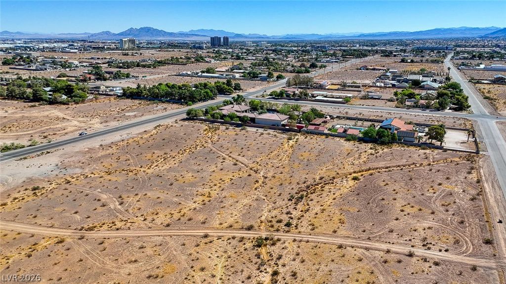 Pebble Road, Las Vegas, NV 89124 — photo 5