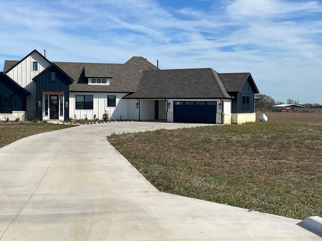 276 Chambers Creek Trail, Alvarado, TX 76009
