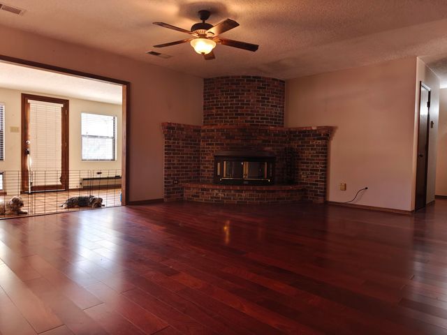 9216 Hilton Place NE, Albuquerque, NM 87111