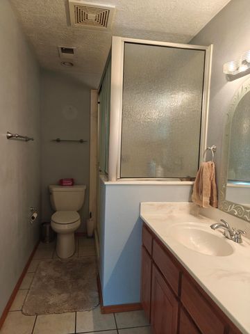 9216 Hilton Place NE, Albuquerque, NM 87111